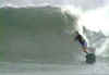 Paul turns into a great wave at Little Hawaii.JPG (35909 bytes)