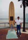 Smyrna Surfari Club Monument, 2002.JPG (70749 bytes)
